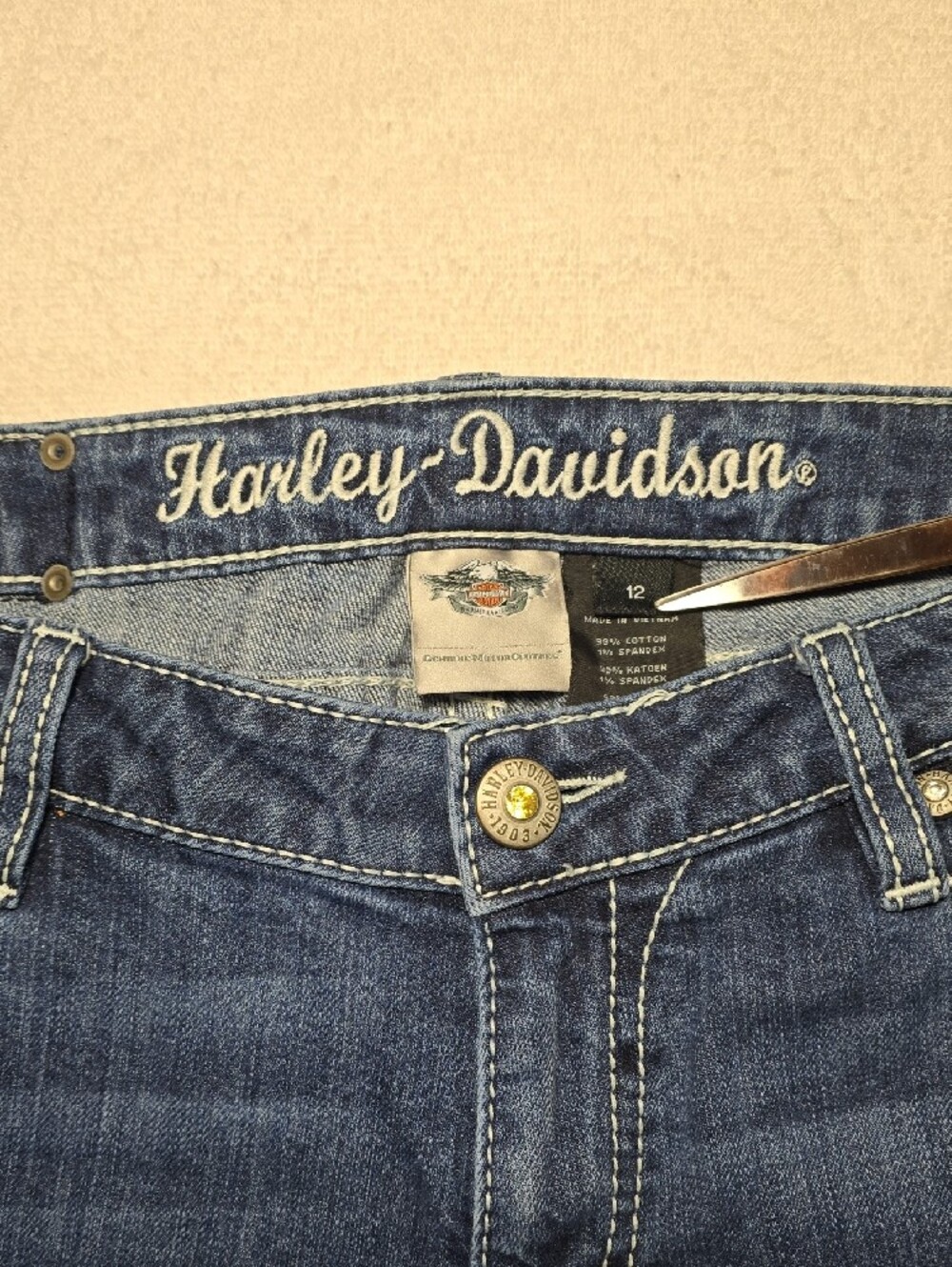 Harley-Davidson Blue Boot Cut Jeans with Wing Embroidery - Picture 3 of 13